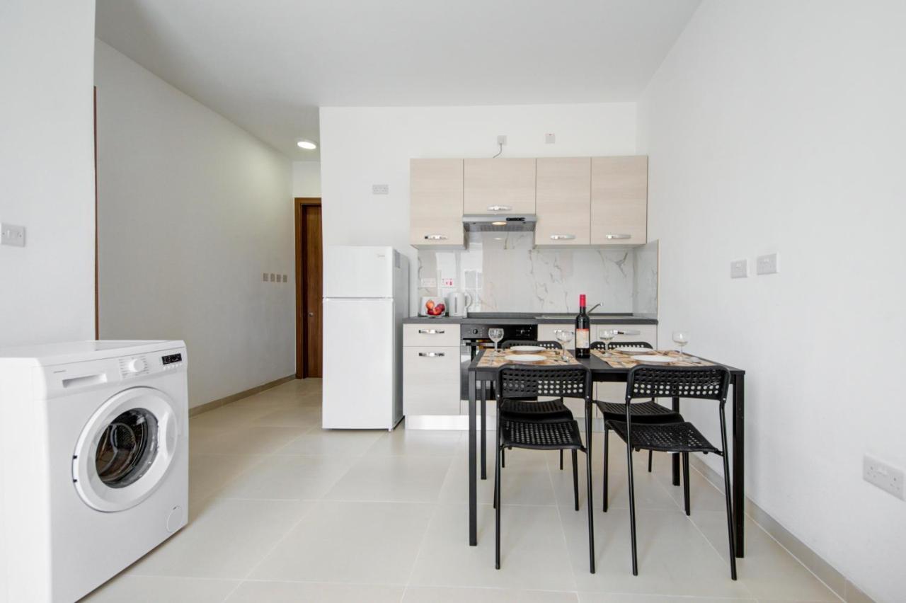 Tranquil Msida Creek - 1Bedroom Apartments By Shortletsmalta Esterno foto